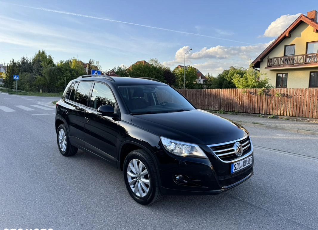 Volkswagen Tiguan cena 34900 przebieg: 122142, rok produkcji 2011 z Przasnysz małe 742